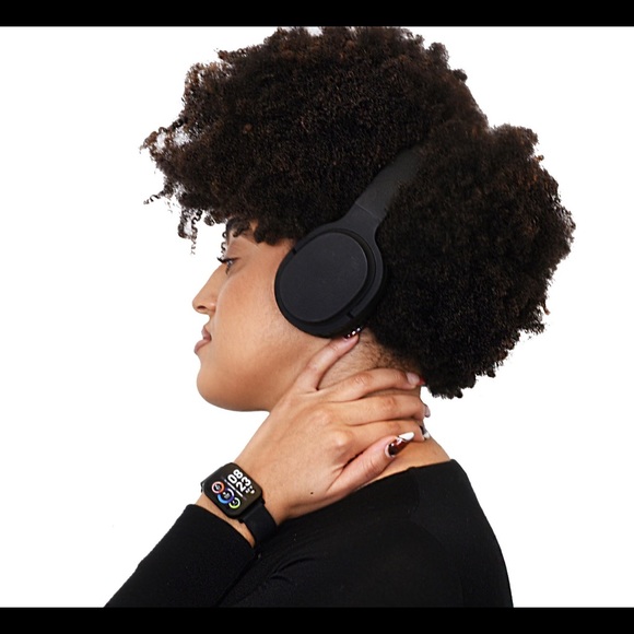 iTech Fusion 2 Unisex Burgundy Smart
Watch with Wireless Headphone - Picture 8 of 16